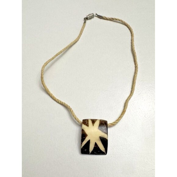 Batik Bone Star Pendant on Hemp Cord – 14 Inch Boho Choker necklace - Picture 8 of 8